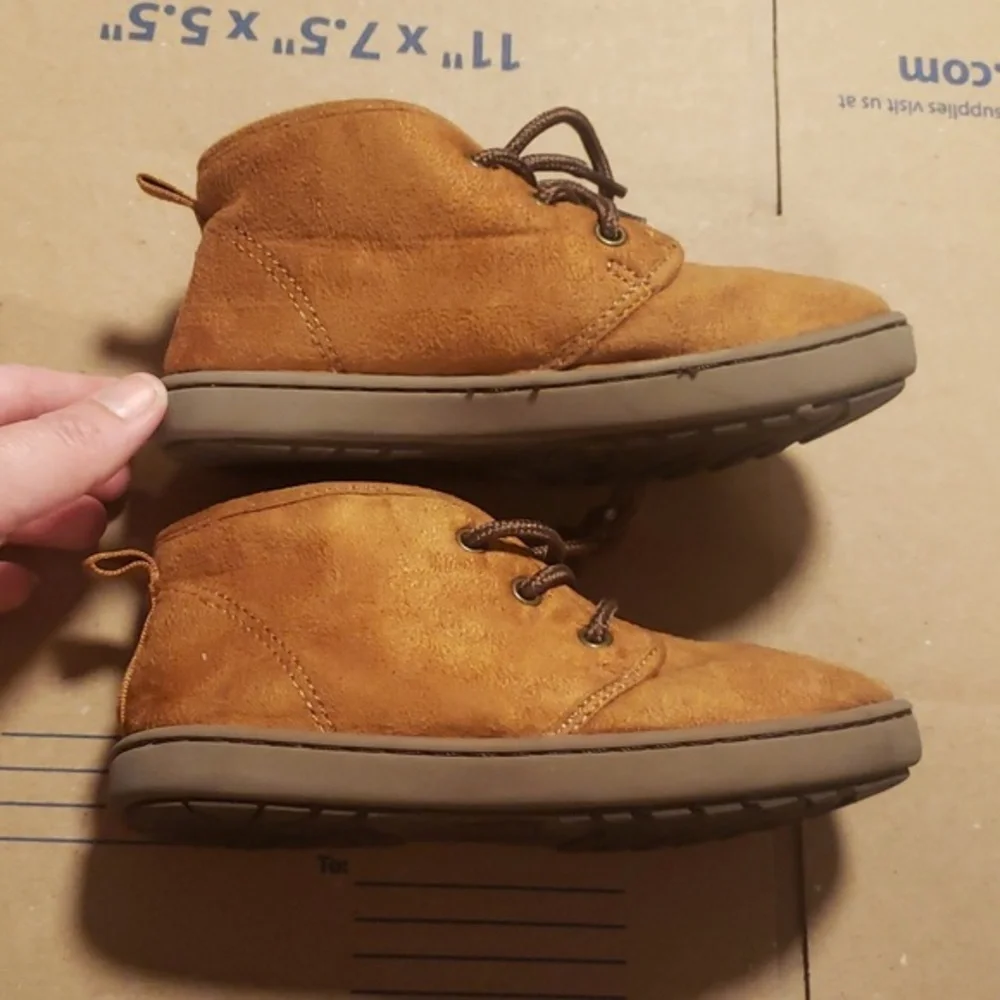 Toddler‎ shoes size 12
